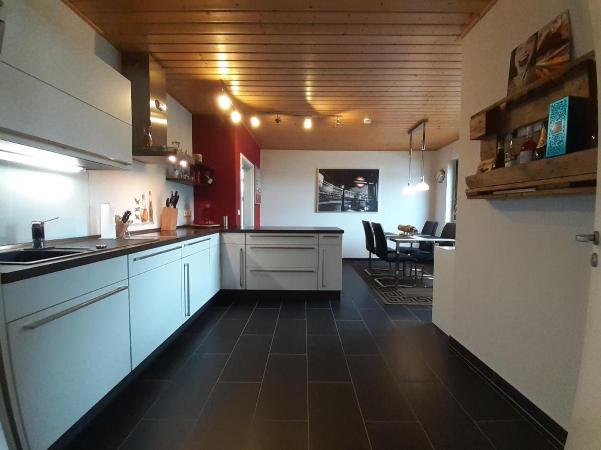 Ferienwohnung Terrasse Parkplatz Wallbox Nuerburgring Herresbach Exterior photo